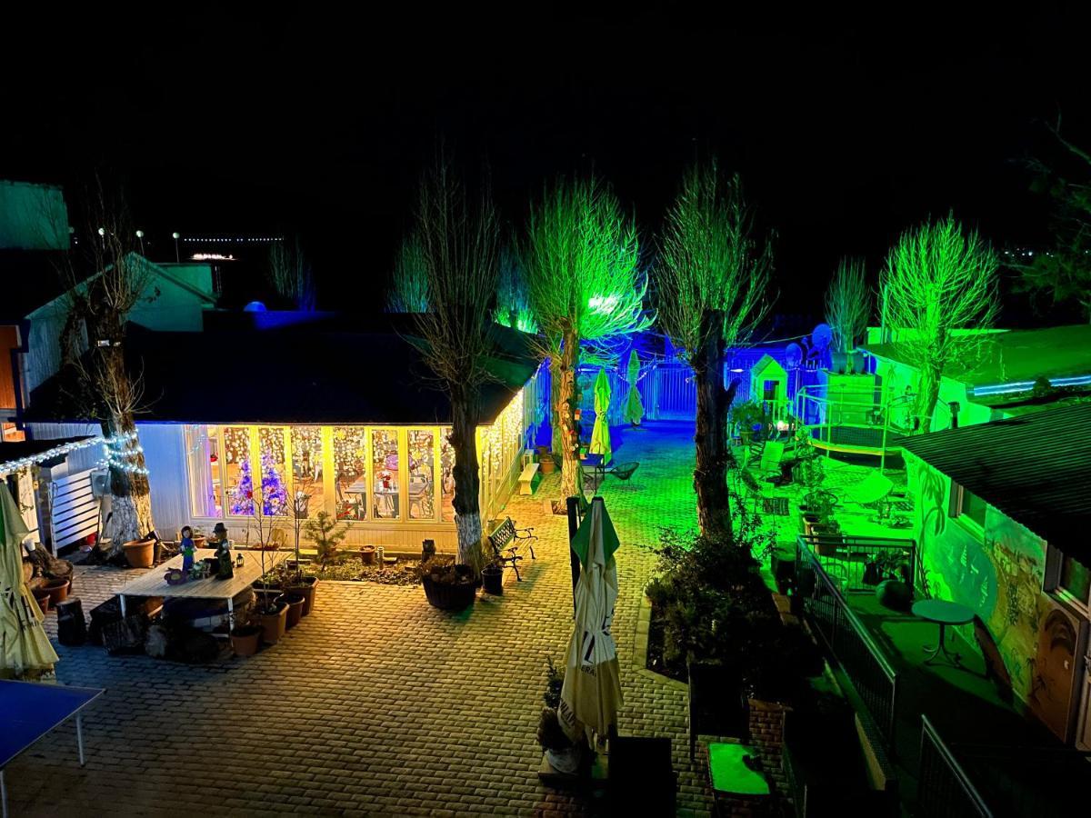 Laguna Beach Club Dushet'i Exterior foto